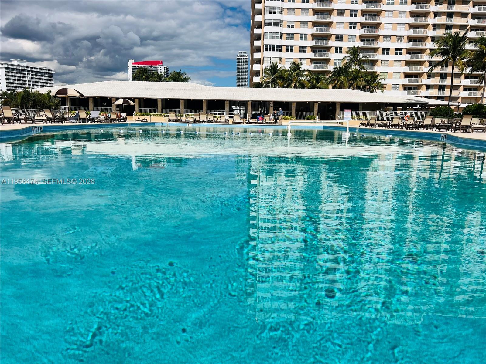 See details 9M 1 / 2 870 sq. ft. $ 2026-01-31 0 Photo