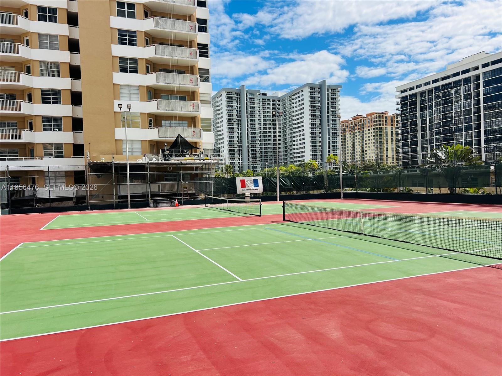 See details 9M 1 / 2 870 sq. ft. $ 2026-01-31 0 Photo