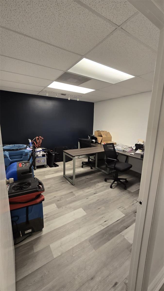   /   sq. ft. $ 2026-01-31 0 Photo