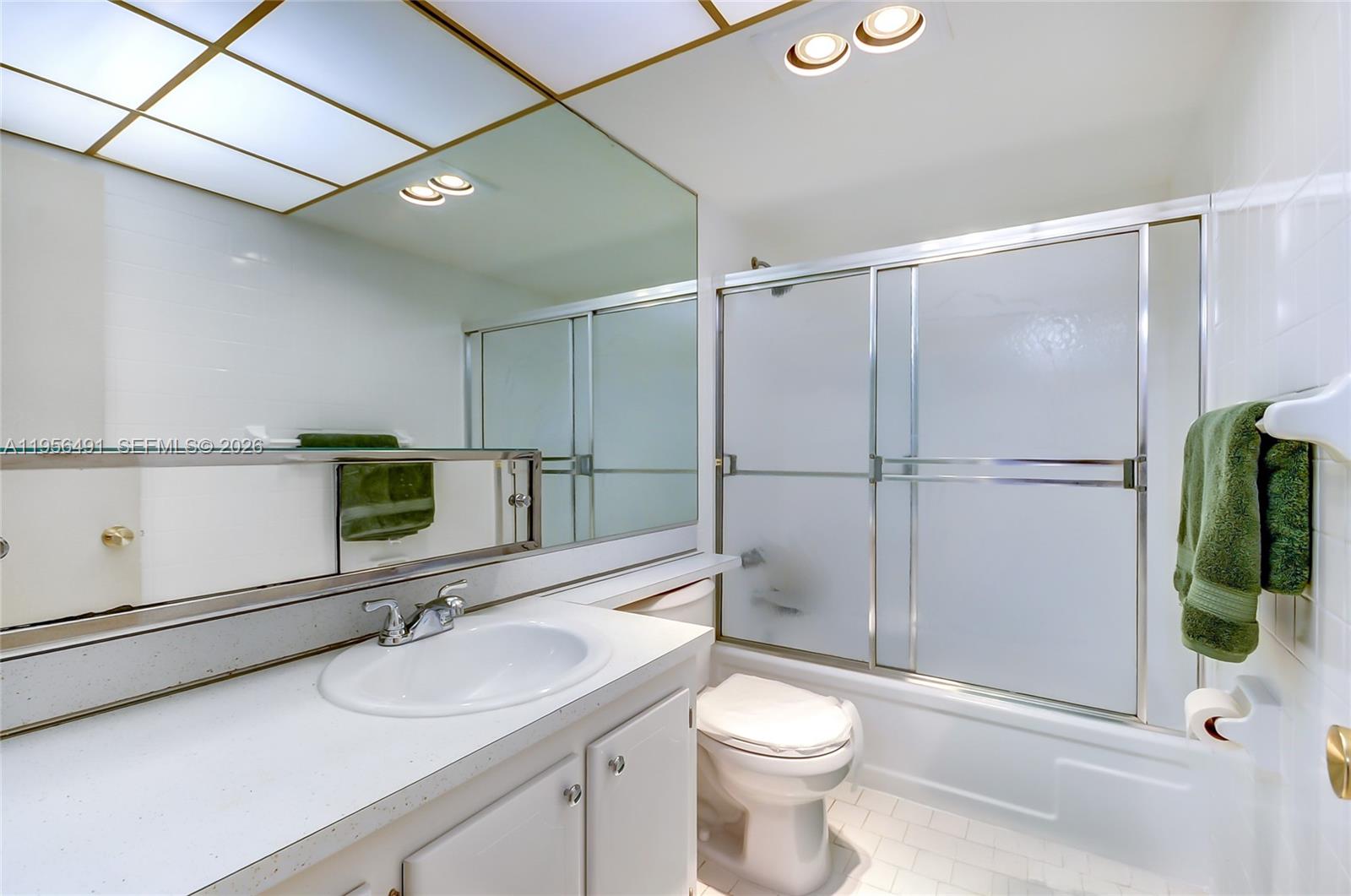 Photo of 301 14th Ave  #702, Hallandale Beach, Florida, 33009 - 