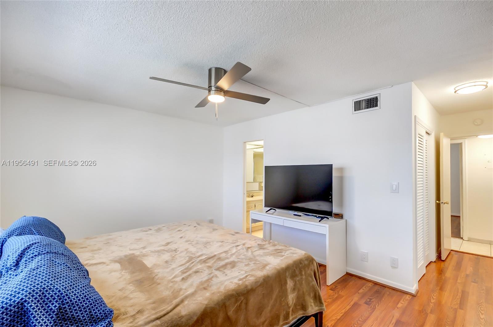 Photo of 301 14th Ave  #702, Hallandale Beach, Florida, 33009 - 