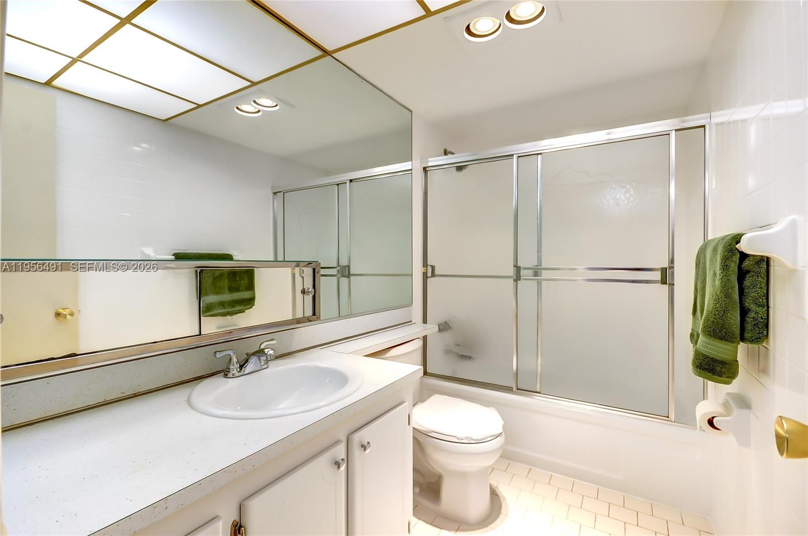 Photo of 301 14th Ave  #702, Hallandale Beach, Florida, 33009 - 