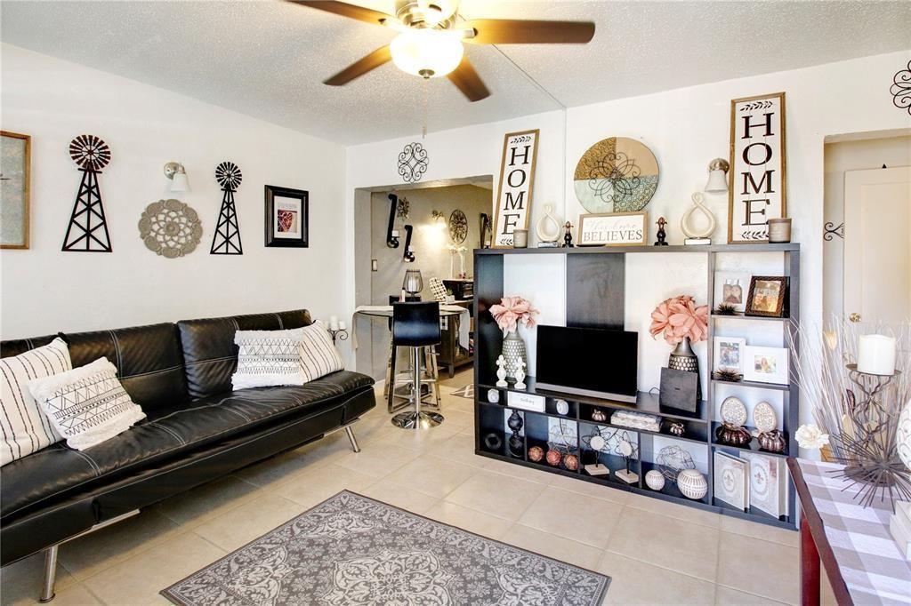   / 0 1272 sq. ft. $ 2026-03-27 0 foto