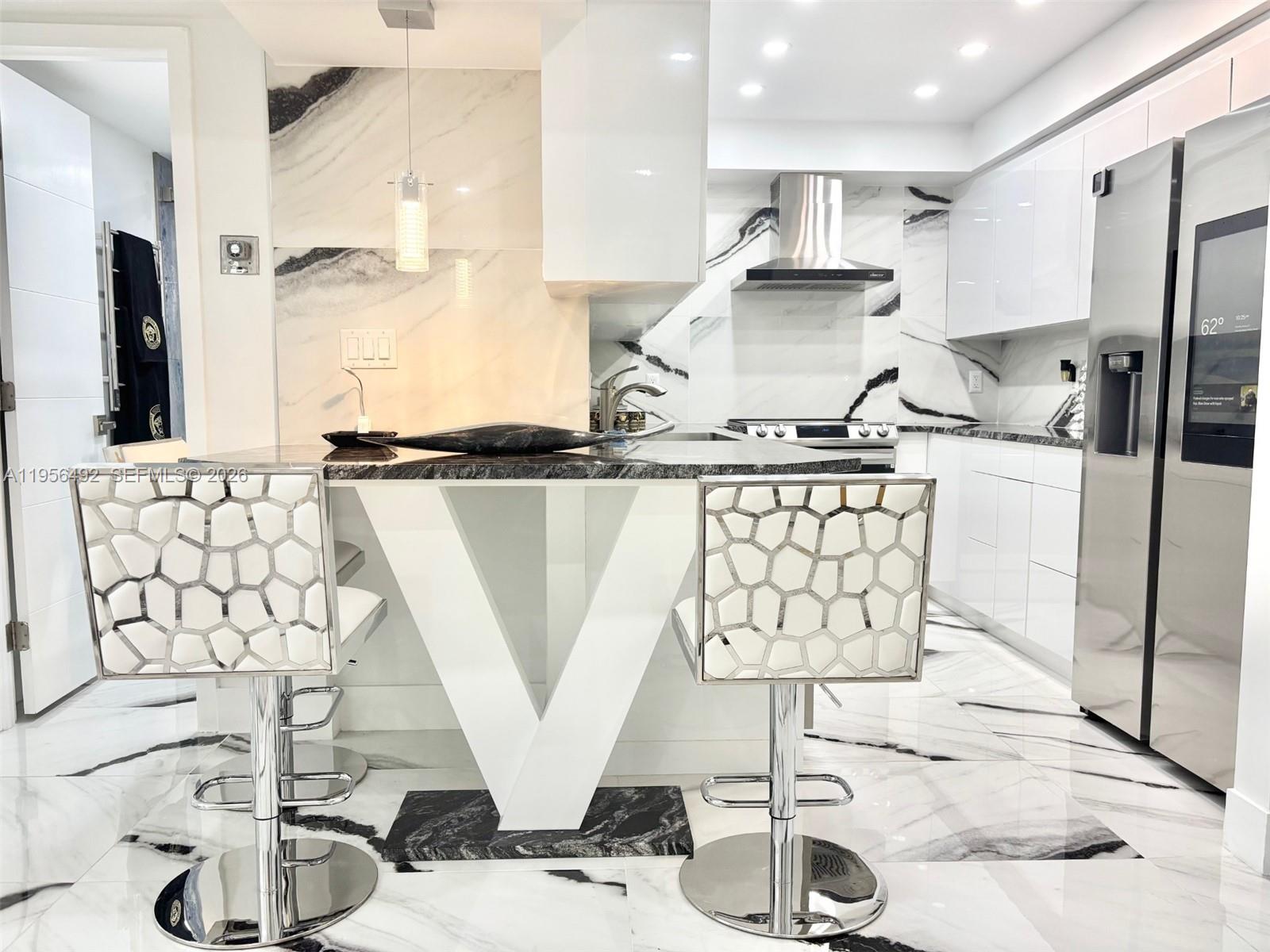 15B 1 / 1 798 sq. ft. $ 2026-01-31 0 Photo