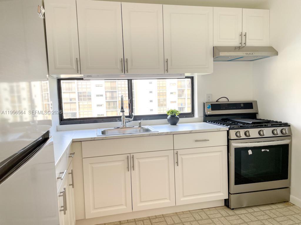 Photo of 16919 Bay Rd  #706, Sunny Isles Beach, Florida, 33160 - 