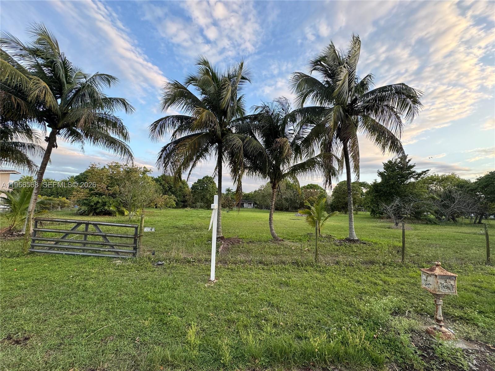 See details / sq. ft. $ 2026-02-01 0 Photo