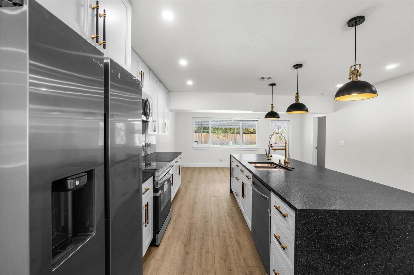 Ver detalles / 0 2813 sq. ft. $ 2026-05-24 0 foto