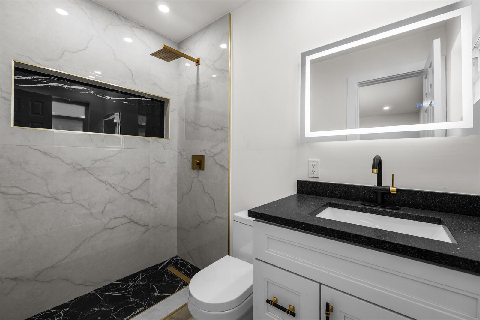 Ver detalles / 0 2813 sq. ft. $ 2026-05-24 0 foto