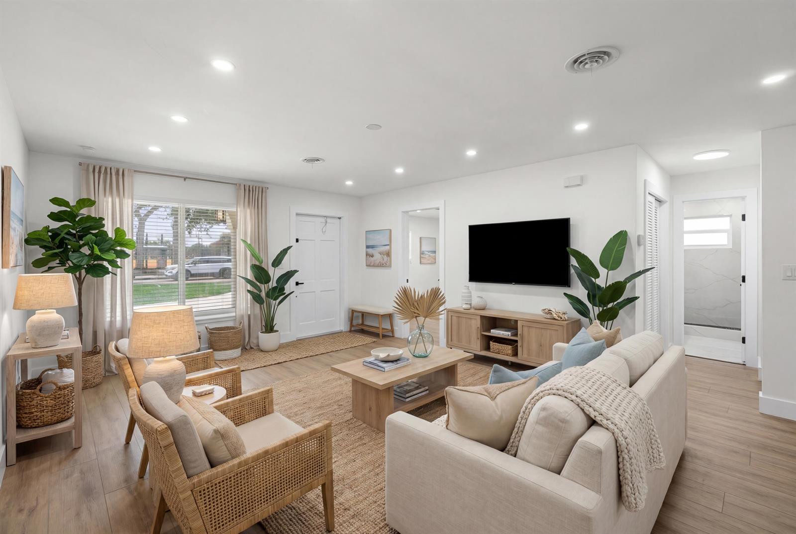 Ver detalles / 0 2813 sq. ft. $ 2026-05-24 0 foto