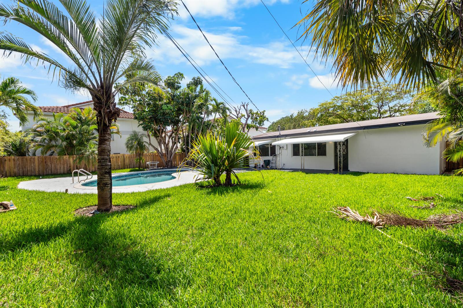 Ver detalles / 0 2813 sq. ft. $ 2026-05-24 0 foto