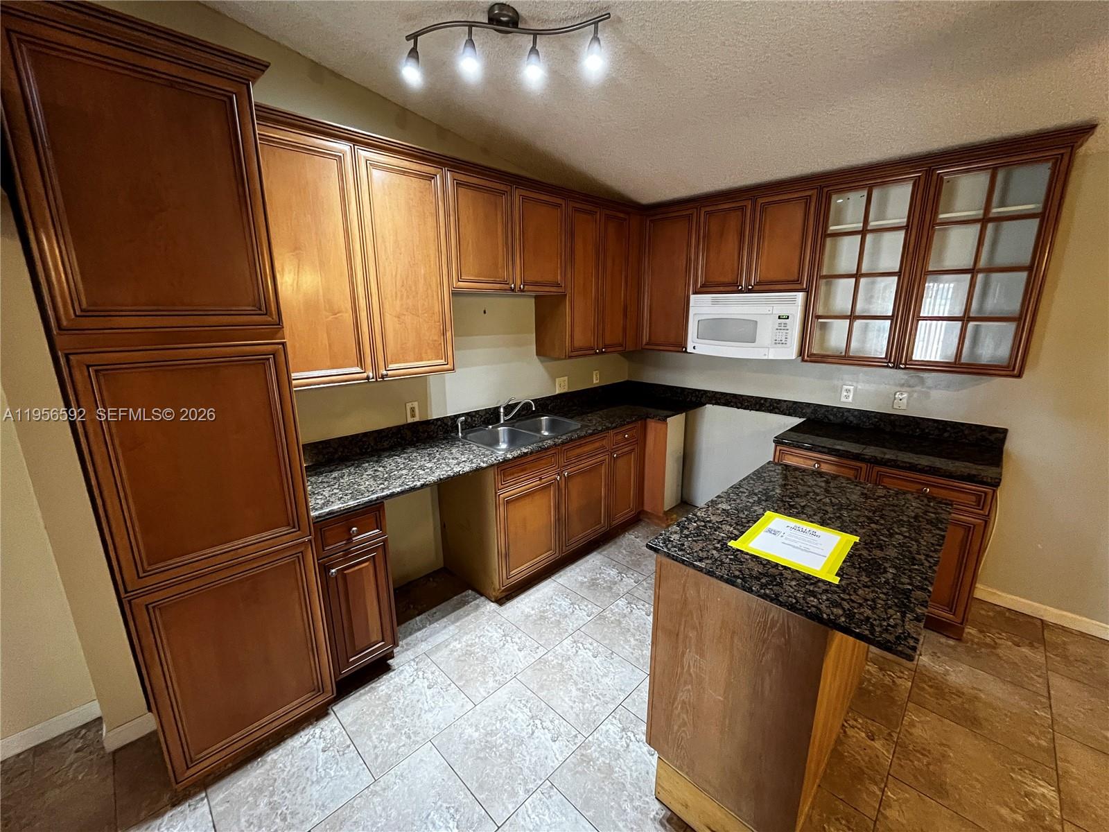 4296 2 / 2 1134 sq. ft. $ 2026-02-01 0 Photo