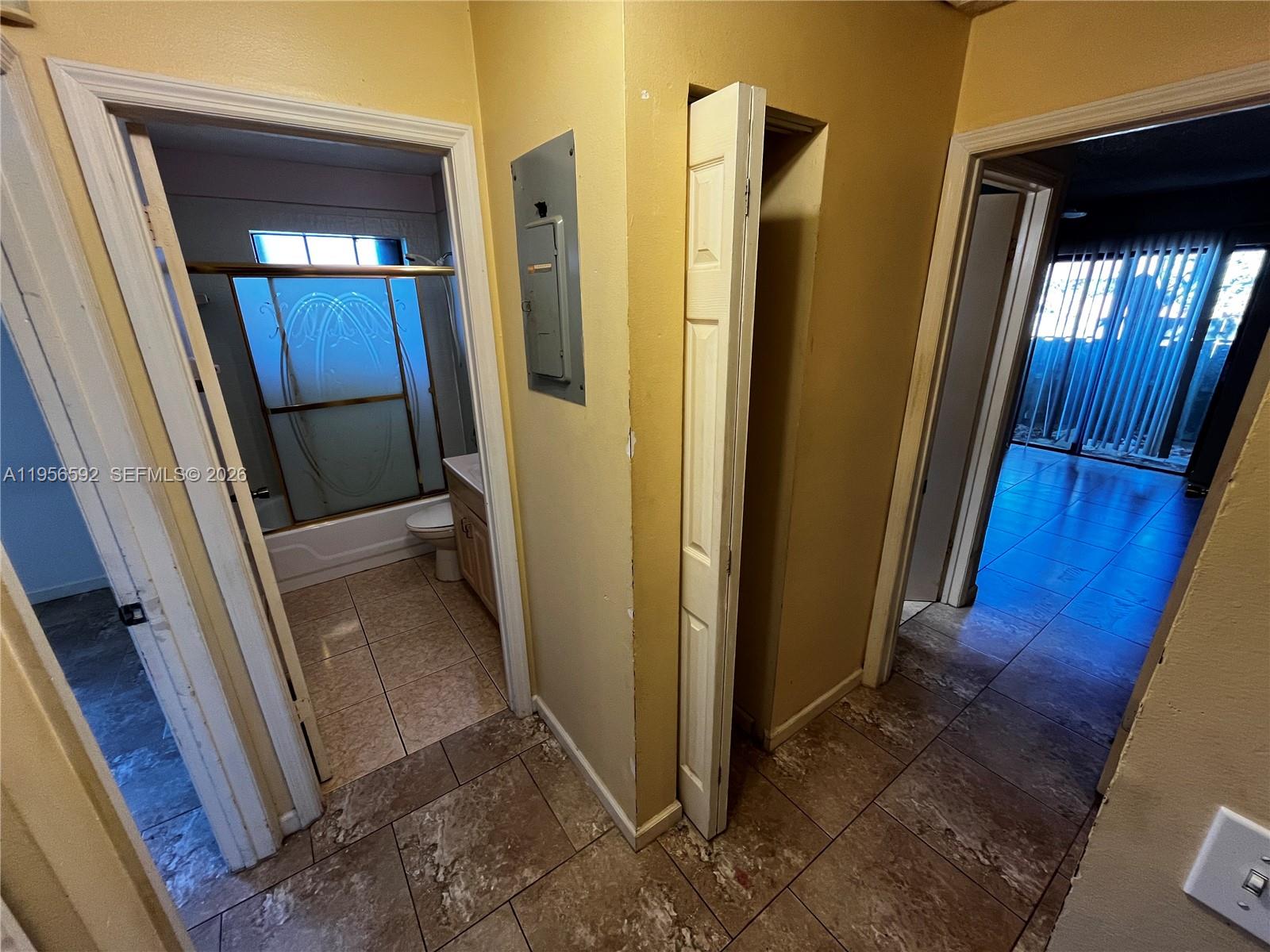 4296 2 / 2 1134 sq. ft. $ 2026-02-01 0 Photo