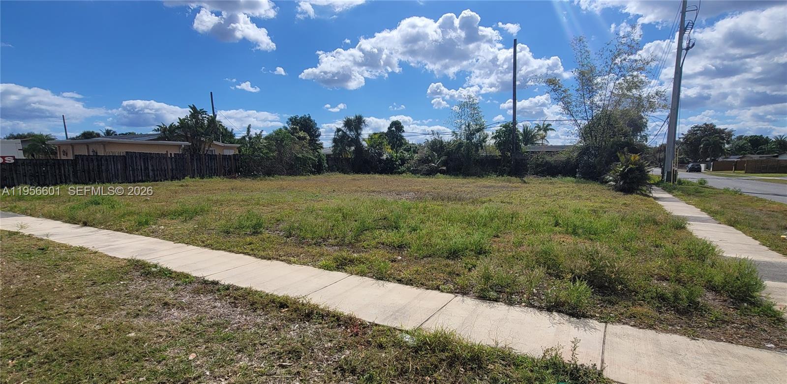 See details / sq. ft. $ 2026-02-01 0 Photo