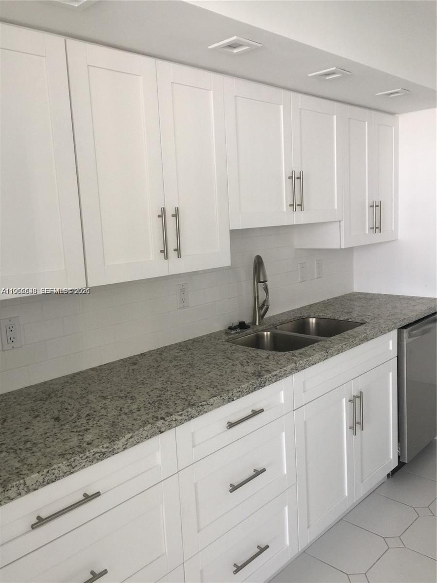 Photo of 1904 Ocean Dr #1708, Hallandale Beach, Florida, 33009 -