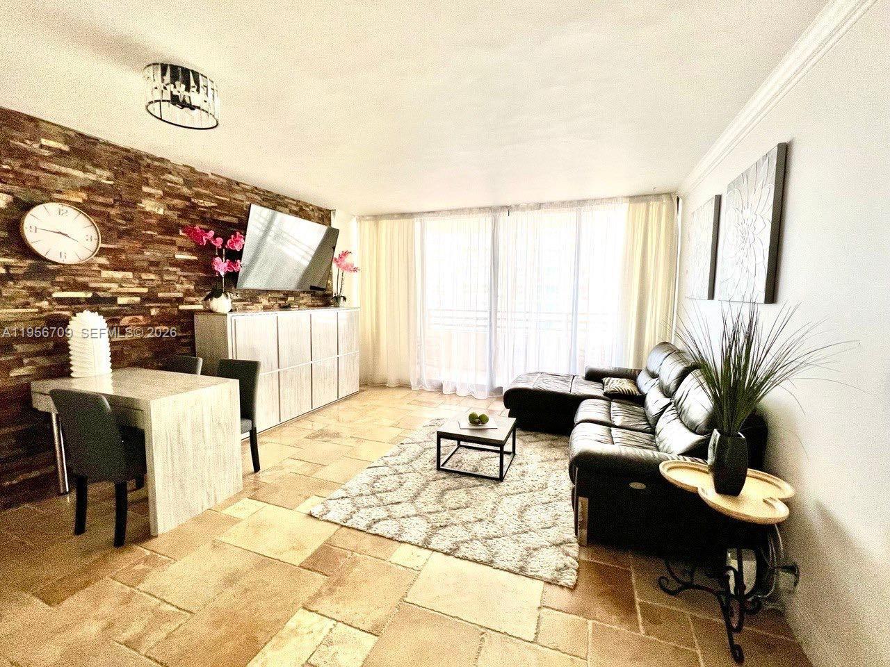 Photo of 3505 Ocean Dr  #619, Hollywood, Florida, 33019 - 