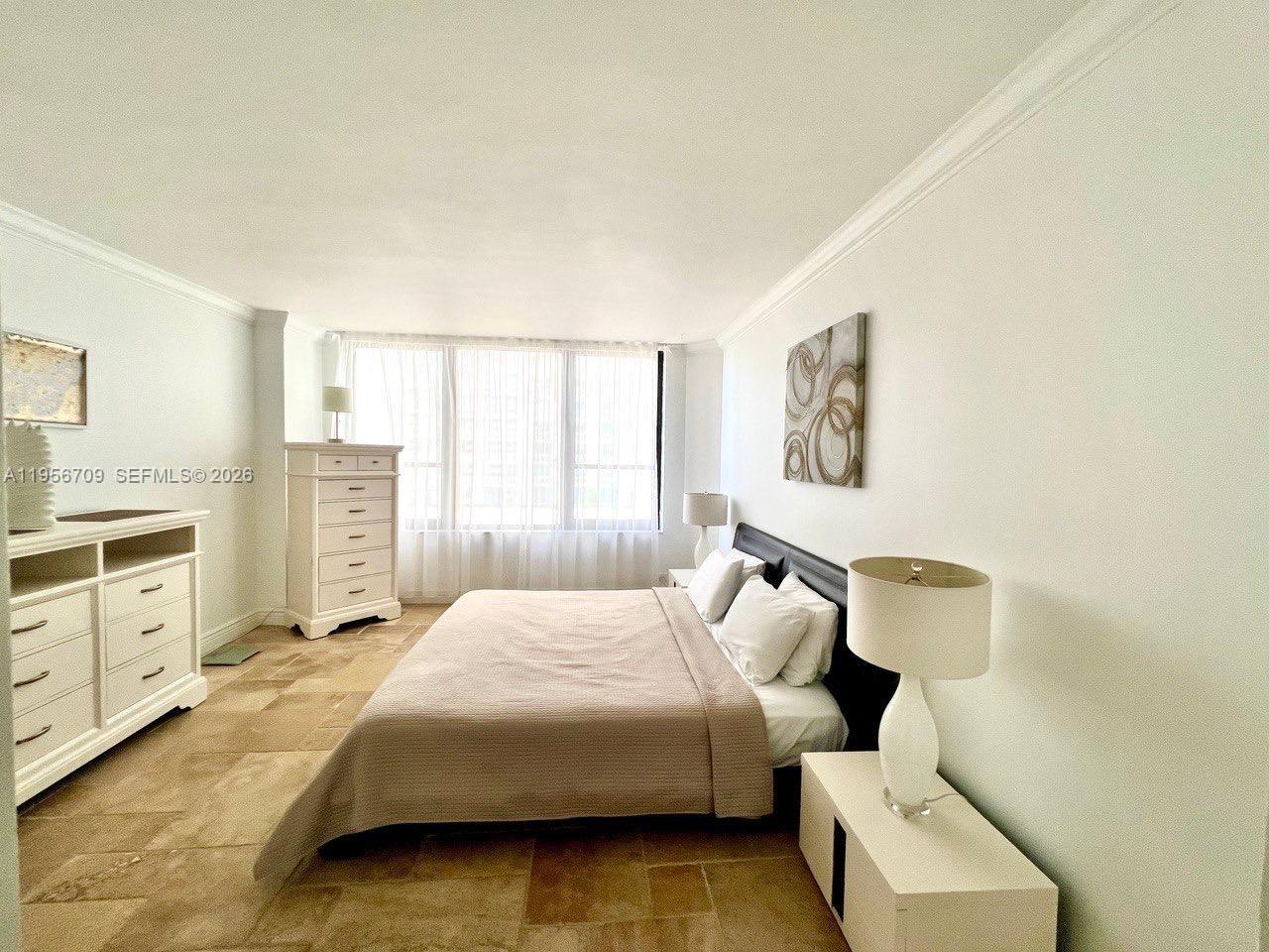 Photo of 3505 Ocean Dr  #619, Hollywood, Florida, 33019 - 