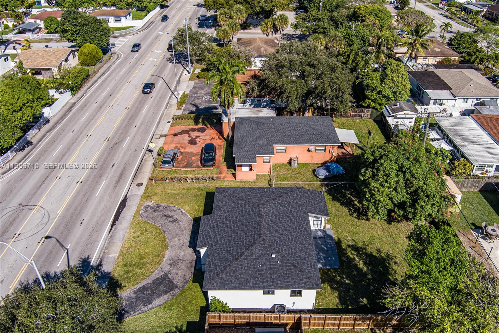   /   кв.футов $ 2026-02-01 0 Фото