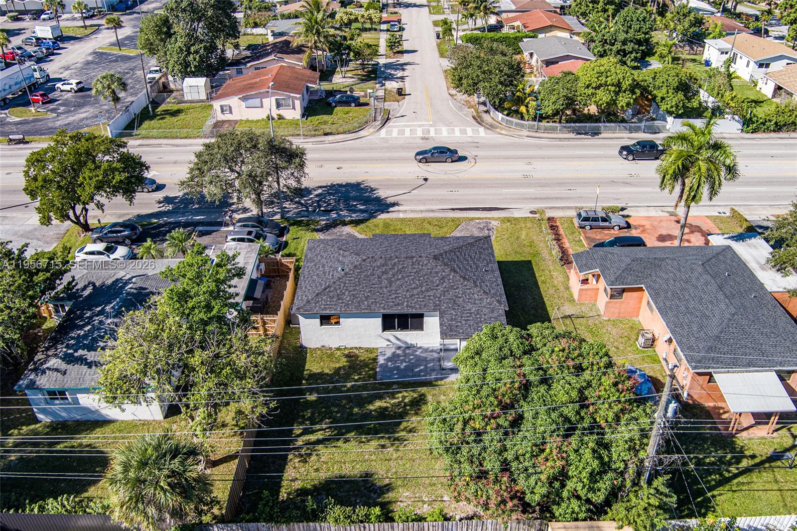   /   кв.футов $ 2026-02-01 0 Фото