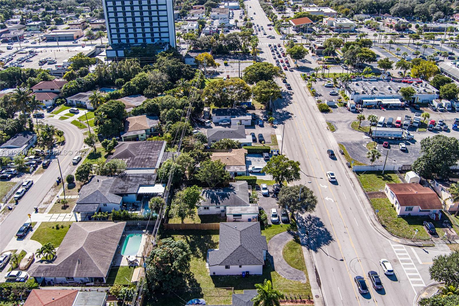   /   кв.футов $ 2026-02-01 0 Фото