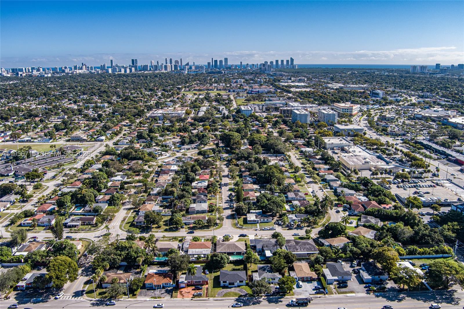   /   кв.футов $ 2026-02-01 0 Фото