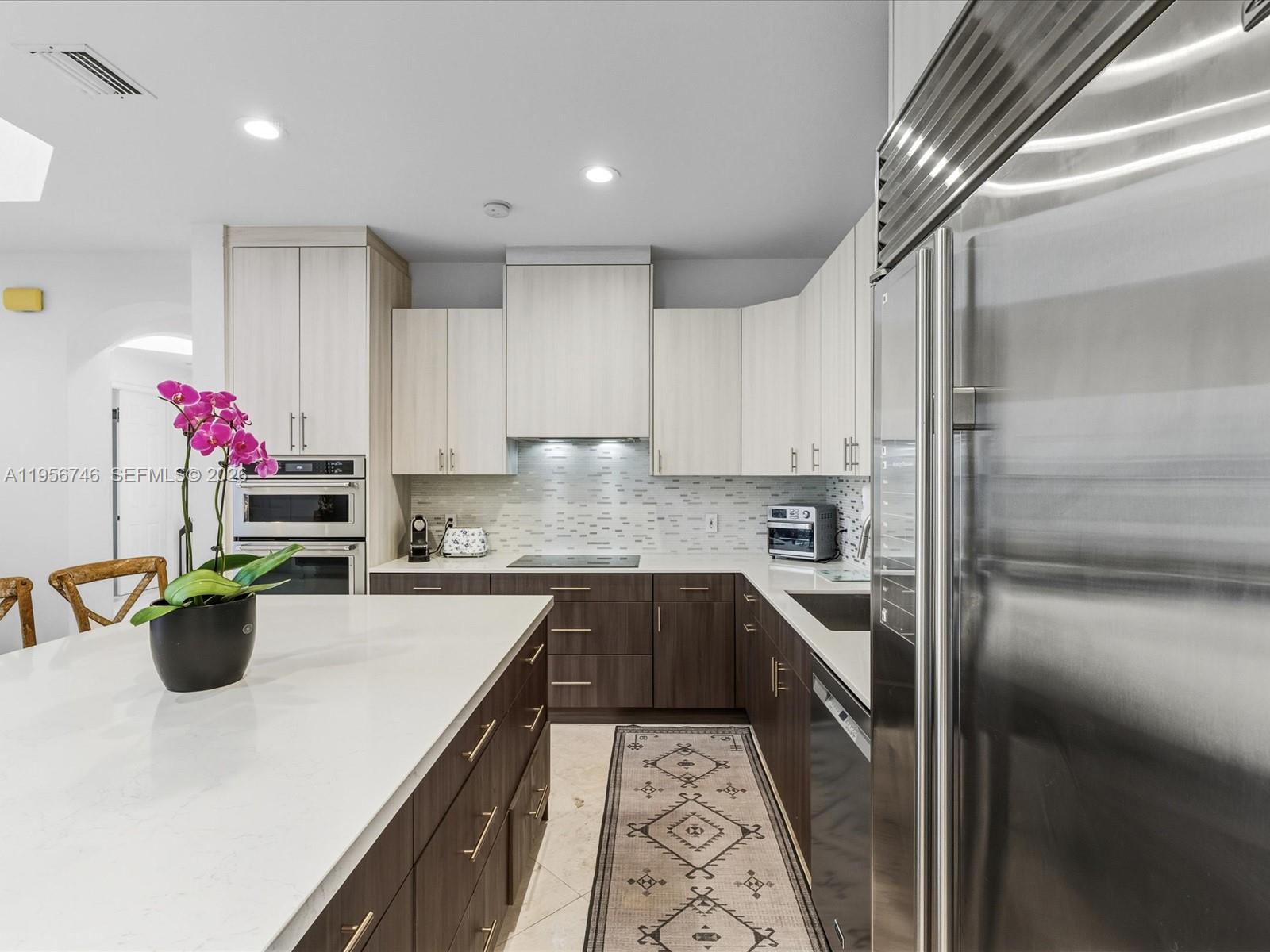 Photo of 3960 194th Trl  (3960), Sunny Isles Beach, Florida, 33160 - 