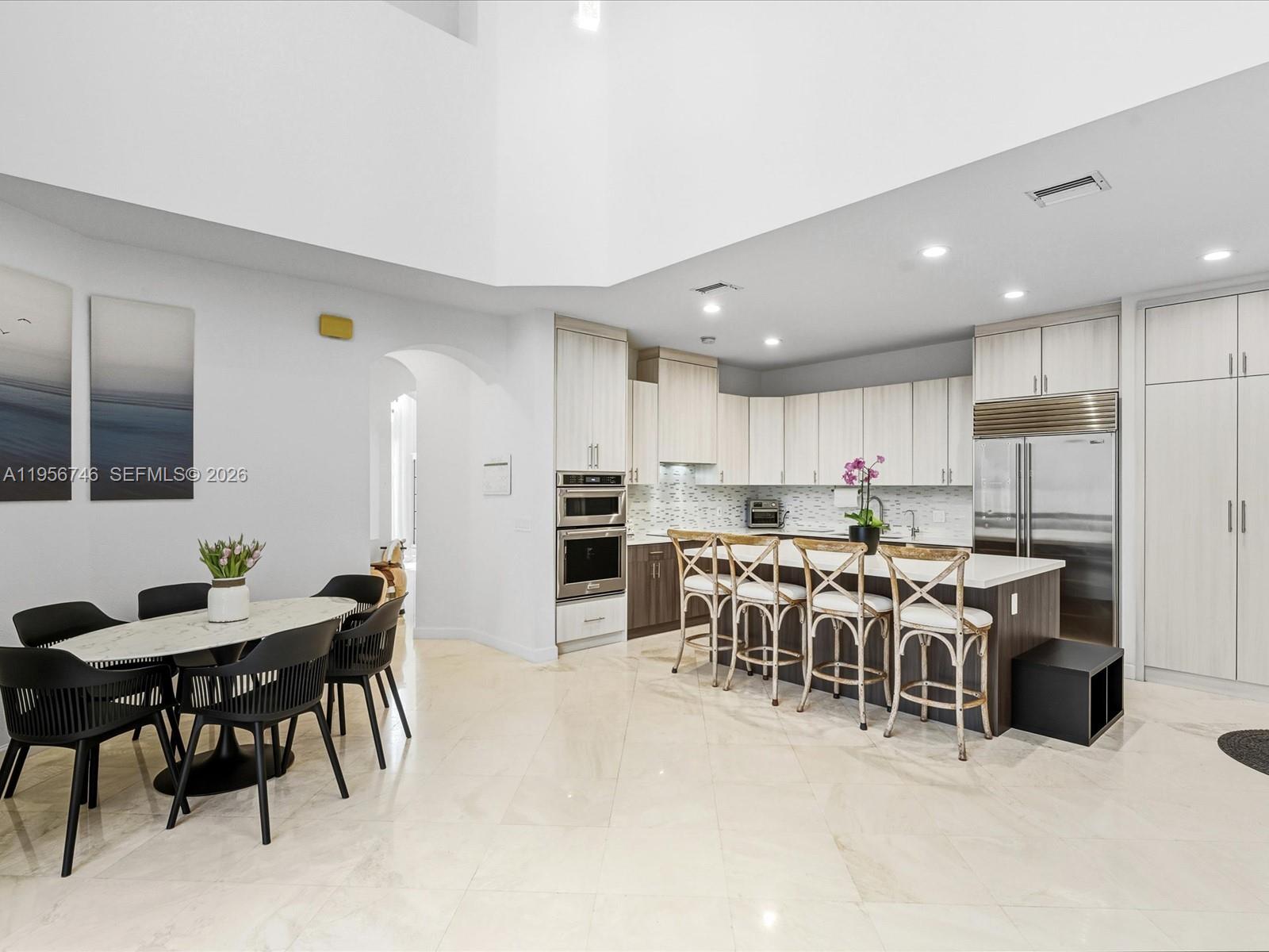 Photo of 3960 194th Trl  (3960), Sunny Isles Beach, Florida, 33160 - 