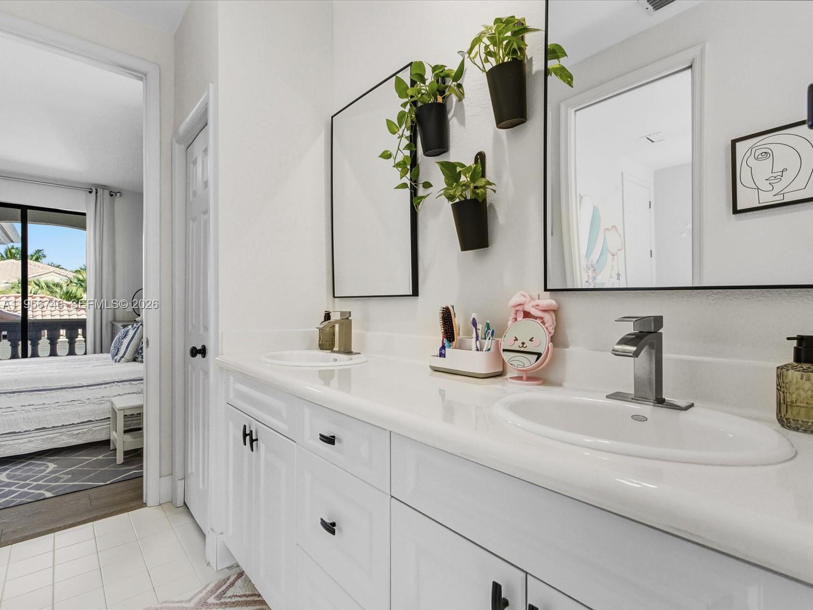 Photo of 3960 194th Trl  (3960), Sunny Isles Beach, Florida, 33160 - 