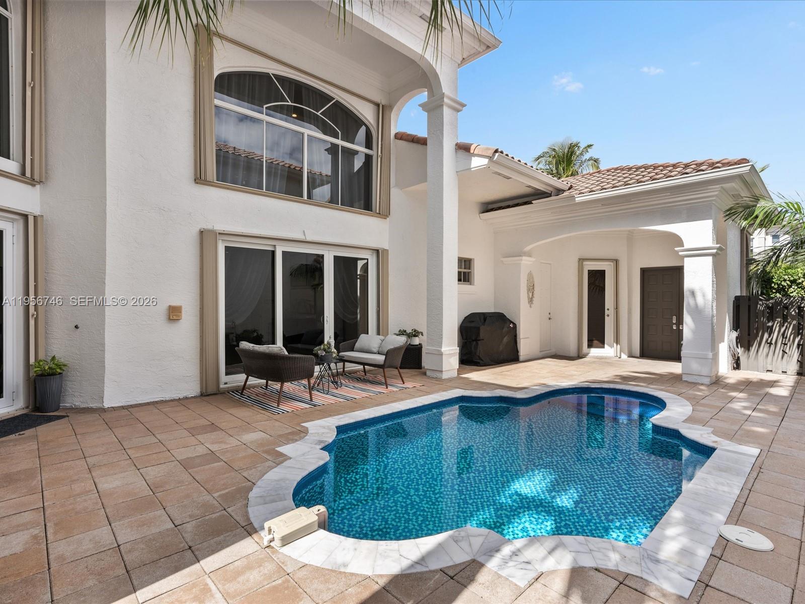 Photo of 3960 194th Trl  (3960), Sunny Isles Beach, Florida, 33160 - 