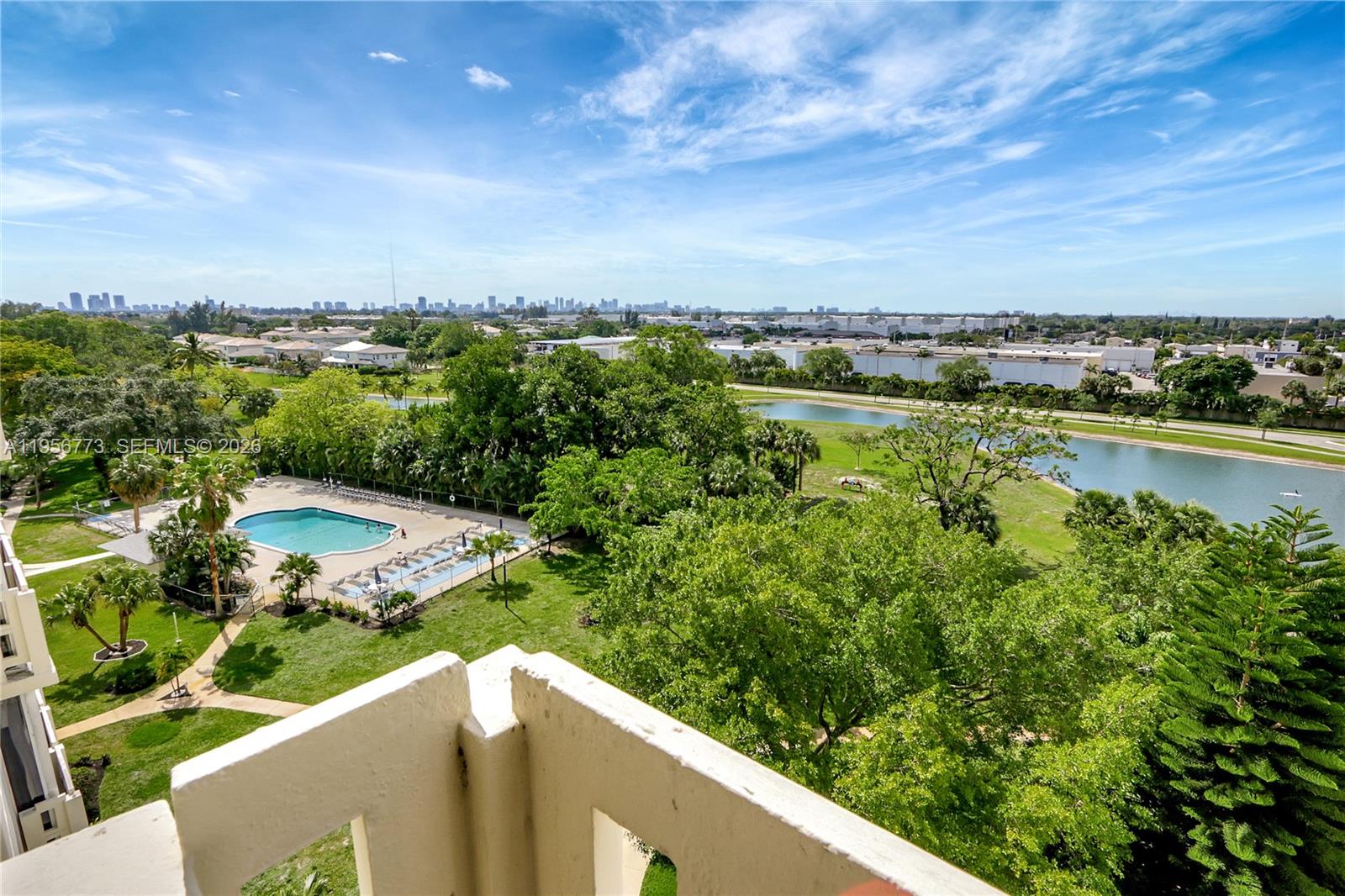 See details 807 1 / 2 844 sq. ft. $ 2026-02-02 0 Photo