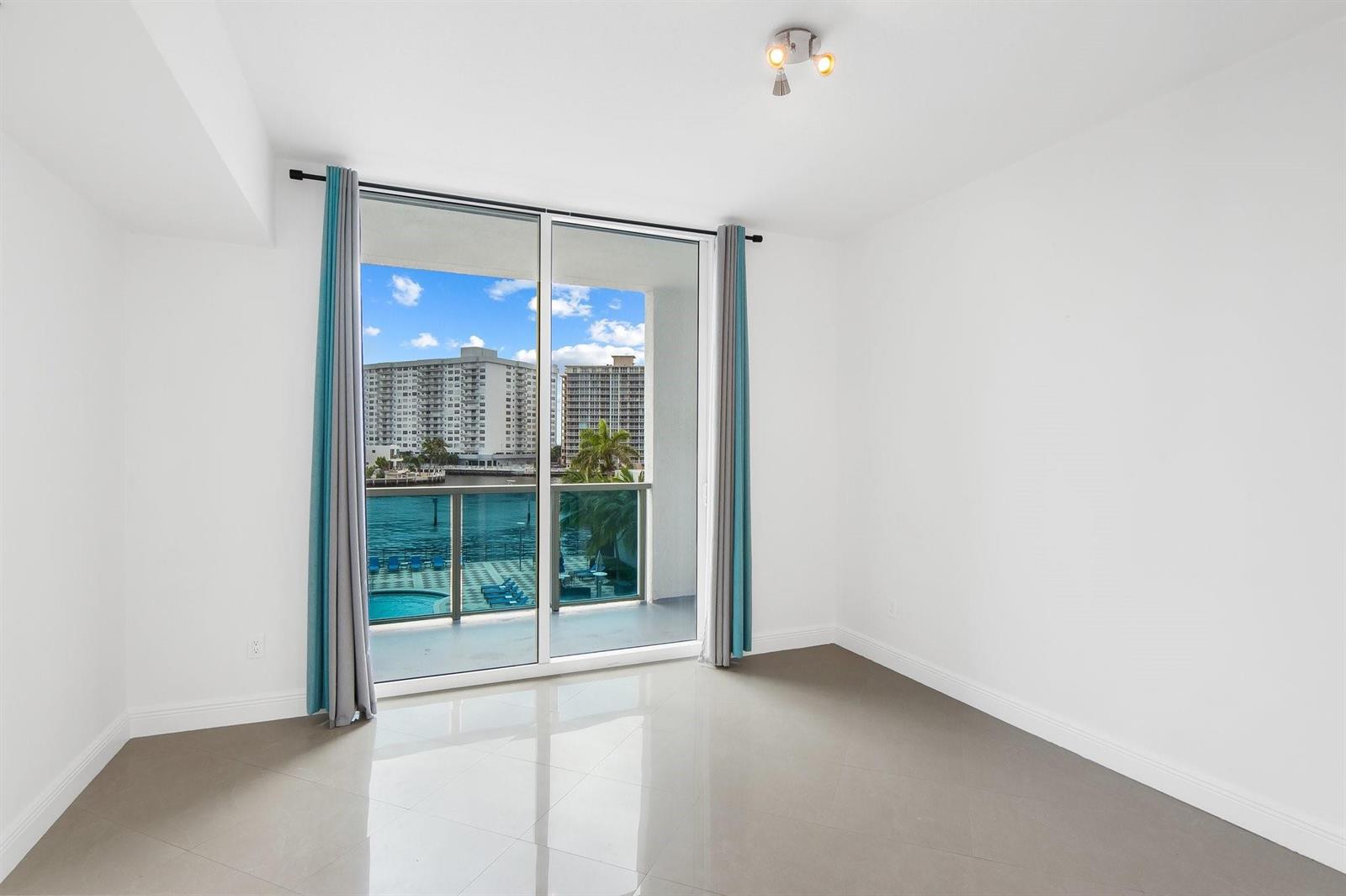 Photo of 1945 Ocean #307, Hallandale Beach, Florida, 33009 - Photo 3