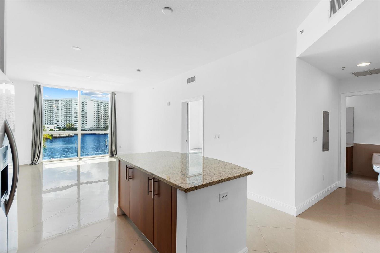 Photo of 1945 Ocean #307, Hallandale Beach, Florida, 33009 - Photo 9