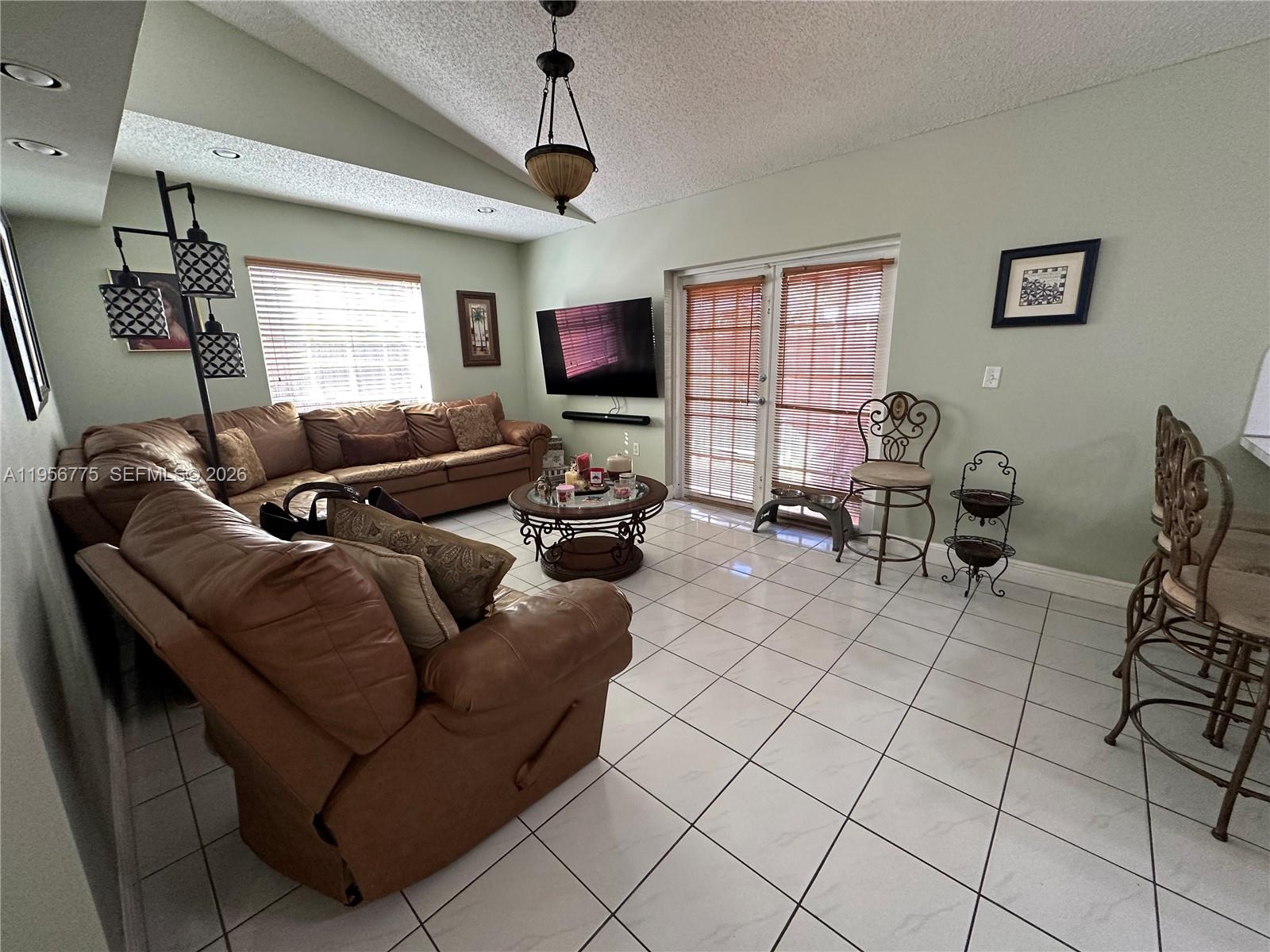 15421 3 / 2 1623 sq. ft. $ 2026-02-02 0 Photo