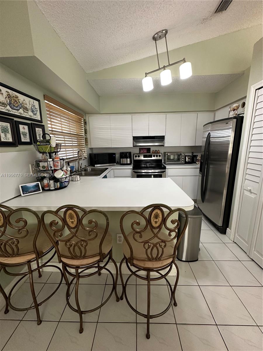 15421 3 / 2 1623 sq. ft. $ 2026-02-02 0 Photo