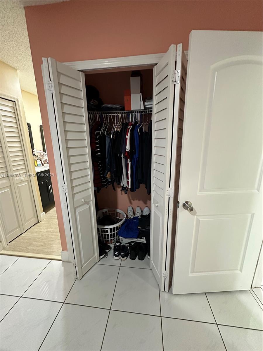 15421 3 / 2 1623 sq. ft. $ 2026-02-02 0 Photo