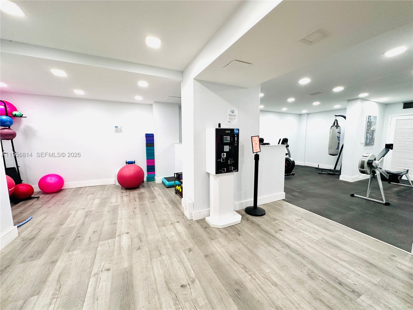 410 2 / 2 1232 sq. ft. $ 2026-02-18 0 Photo