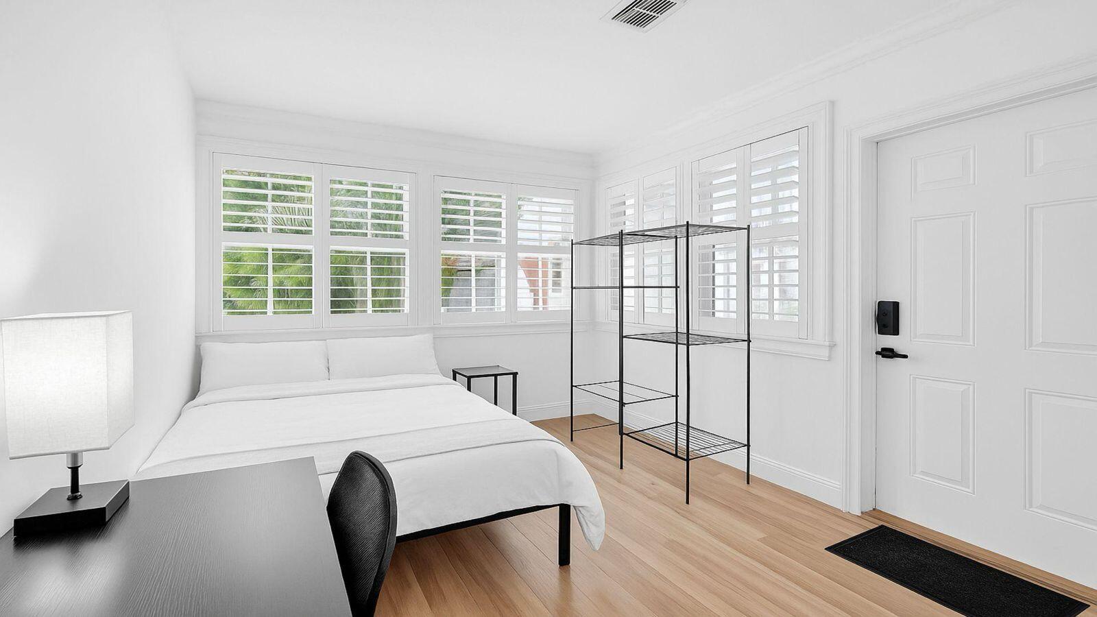   / 11 2176 sq. ft. $ 2026-04-09 0 foto