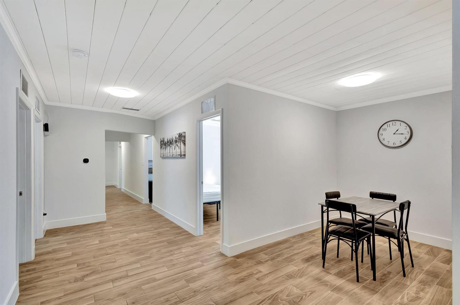   / 11 2176 sq. ft. $ 2026-04-09 0 foto