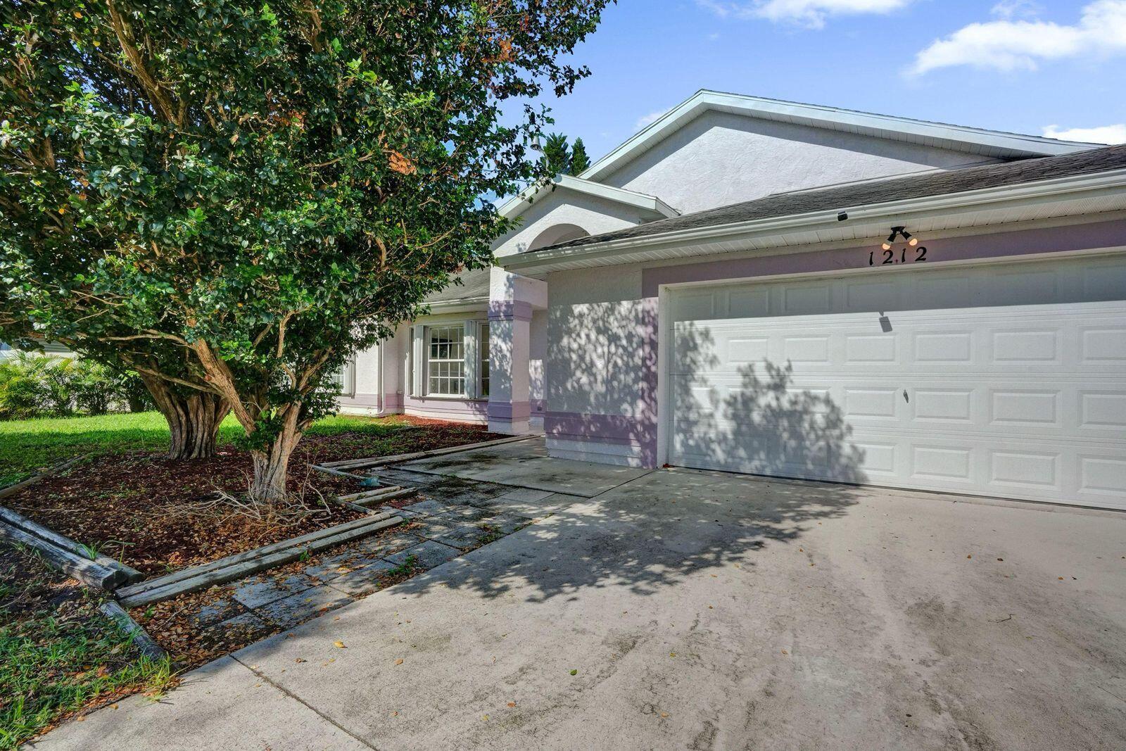   / 11 2176 sq. ft. $ 2026-04-09 0 foto