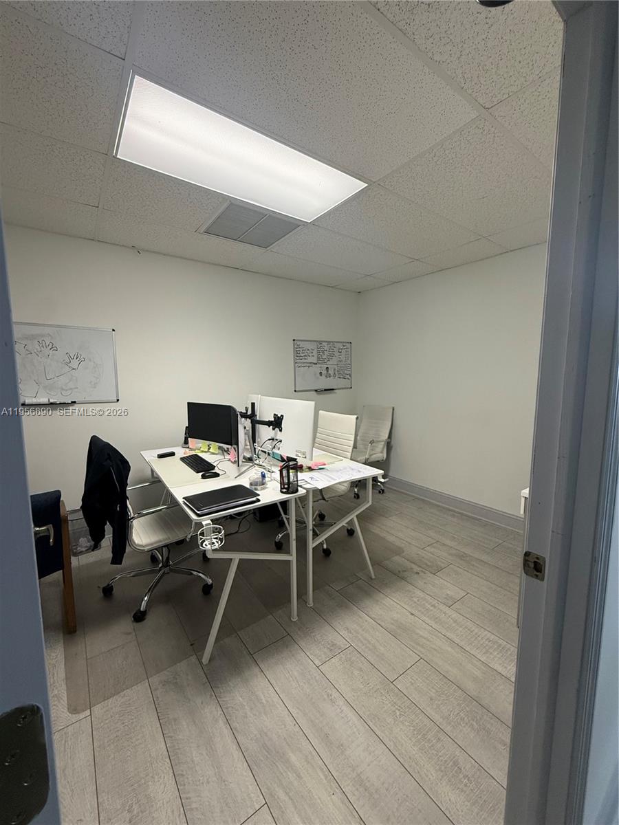 20-1  /   sq. ft. $ 2026-02-02 0 Photo