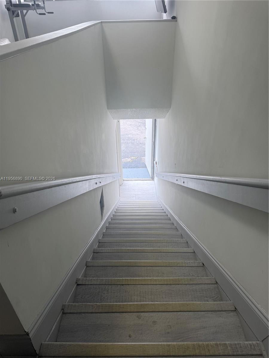 20-1  /   sq. ft. $ 2026-02-02 0 Photo