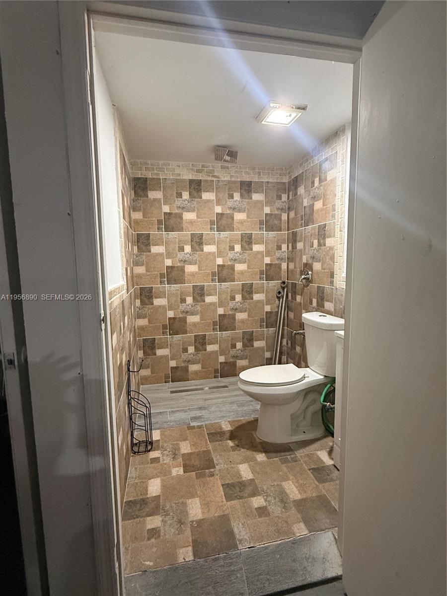 20-1  /   sq. ft. $ 2026-02-02 0 Photo