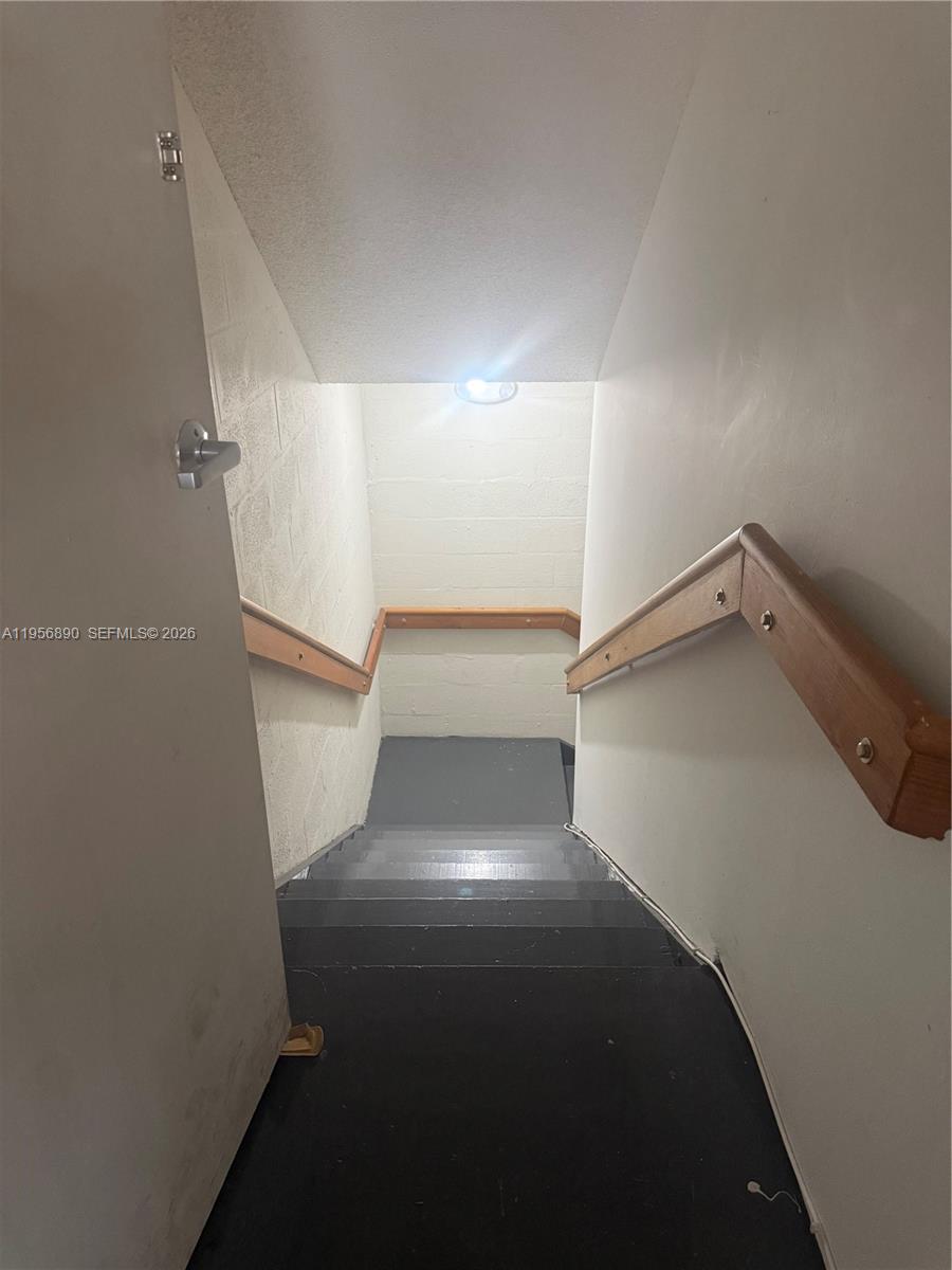 20-1  /   sq. ft. $ 2026-02-02 0 Photo