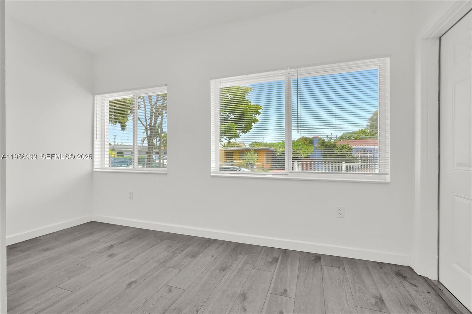   /  3628 кв.футов $ 2026-02-02 0 Фото