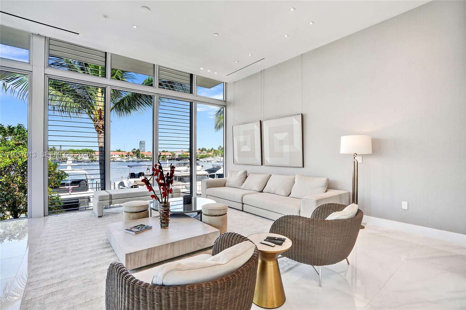 Photo of 3750 Yacht Club Dr  (3750), Aventura, Florida, 33180 - 