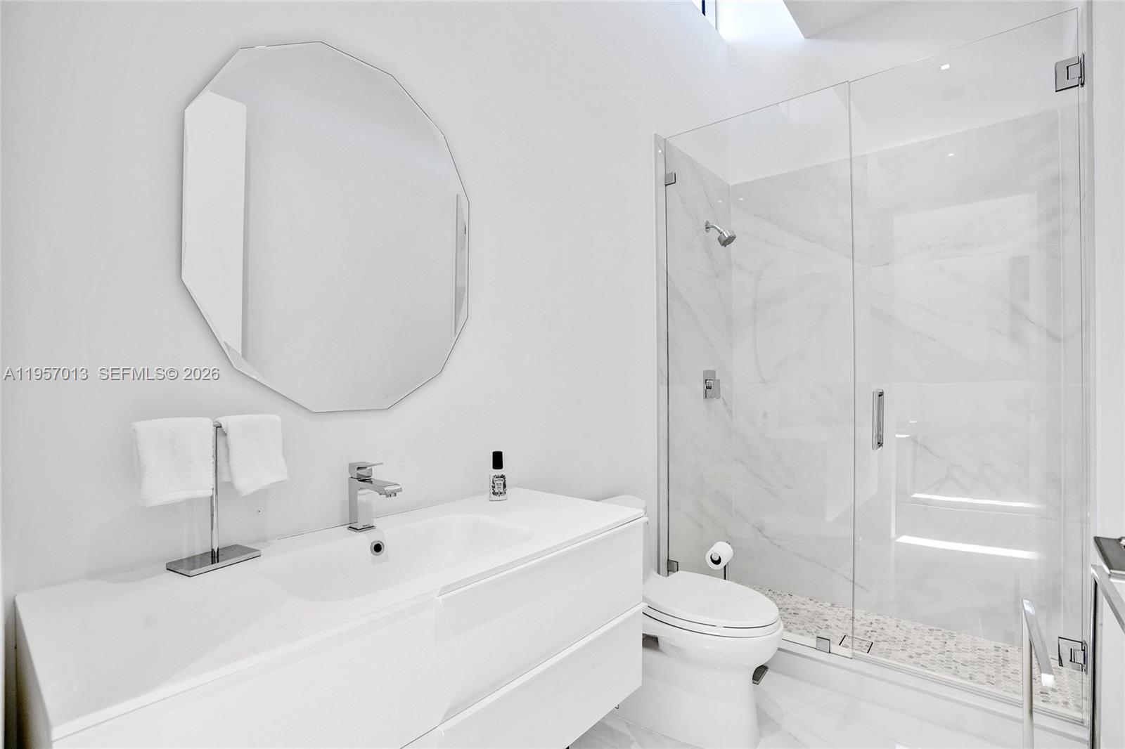 Photo of 3750 Yacht Club Dr  (3750), Aventura, Florida, 33180 - 