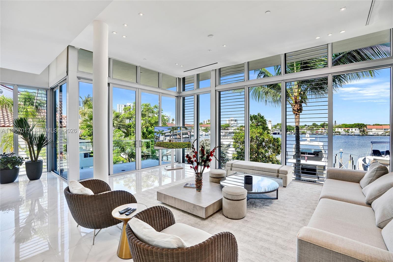 Photo of 3750 Yacht Club Dr  (3750), Aventura, Florida, 33180 - 