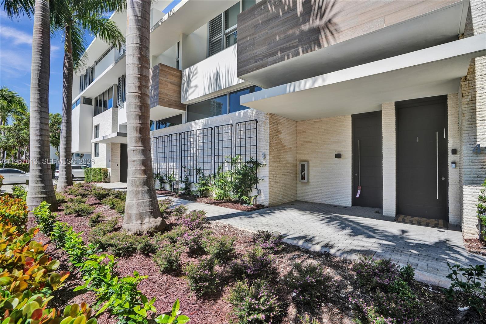 Photo of 3750 Yacht Club Dr  (3750), Aventura, Florida, 33180 - 