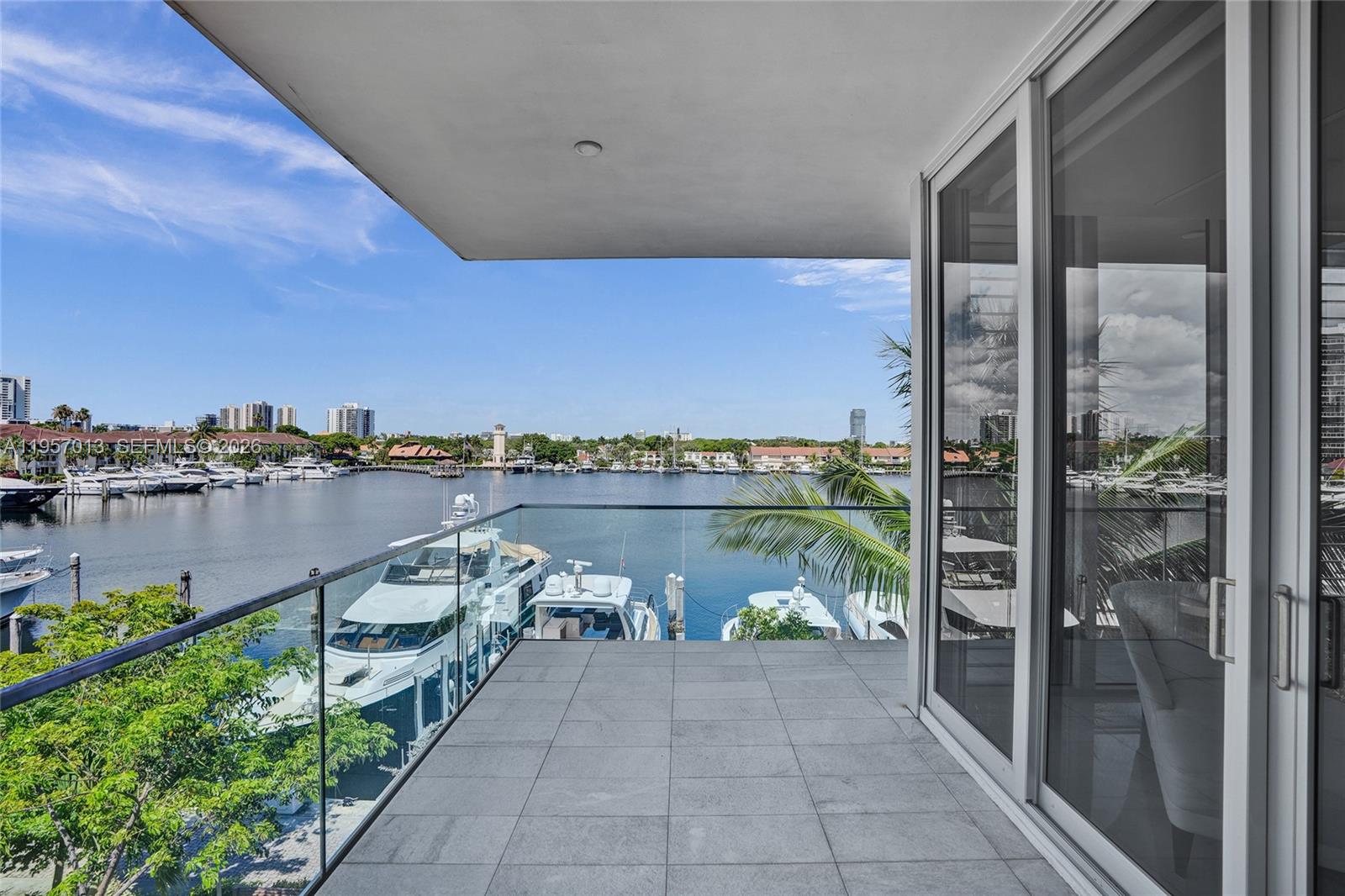 Photo of 3750 Yacht Club Dr  (3750), Aventura, Florida, 33180 - 