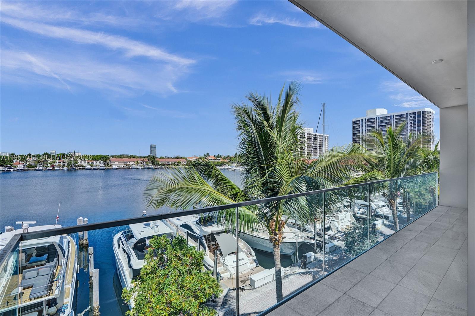 Photo of 3750 Yacht Club Dr  (3750), Aventura, Florida, 33180 - 