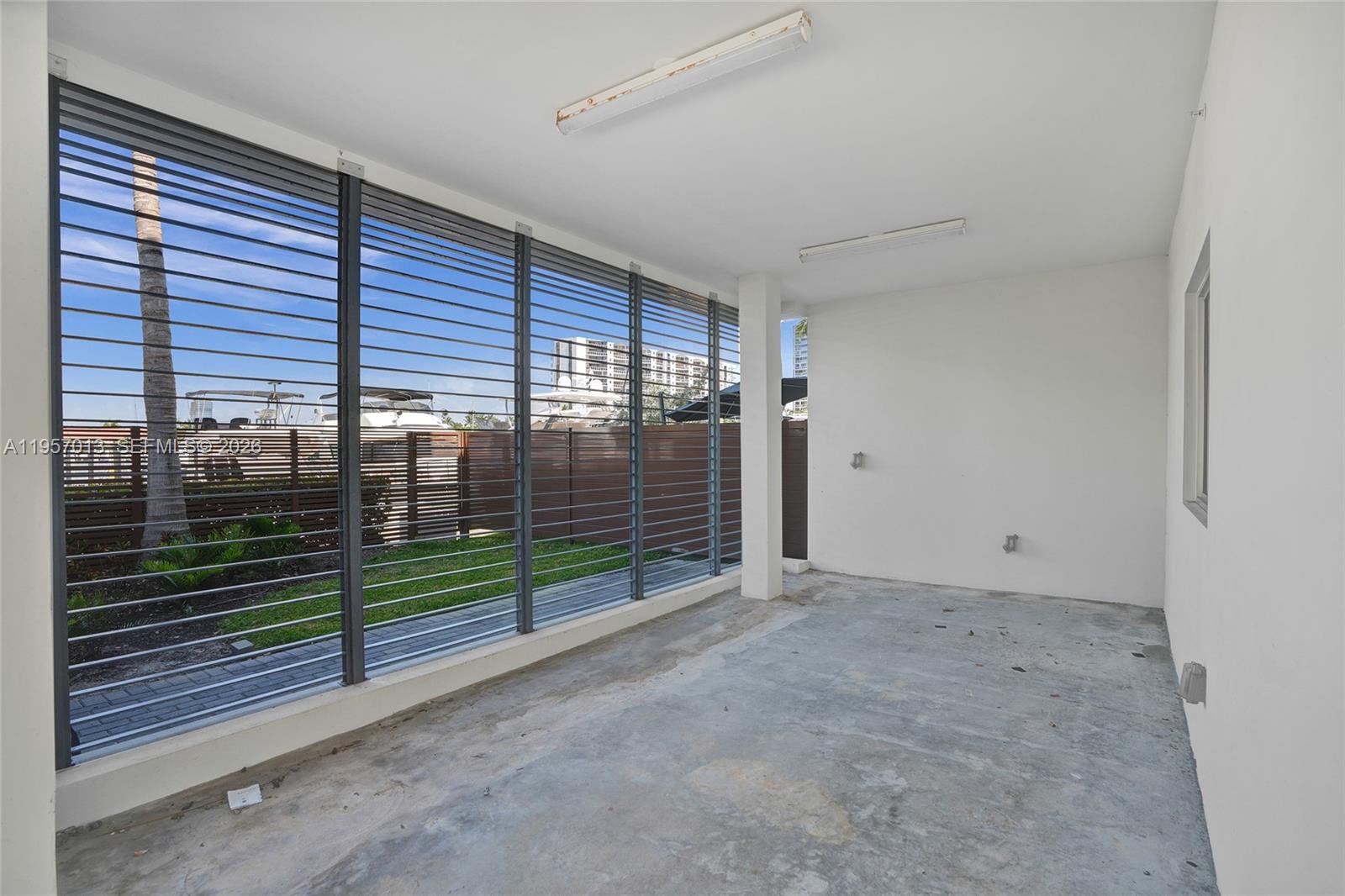 Photo of 3750 Yacht Club Dr  (3750), Aventura, Florida, 33180 - 